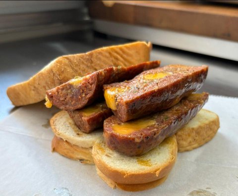 Jalapeño Cheddar Sausage